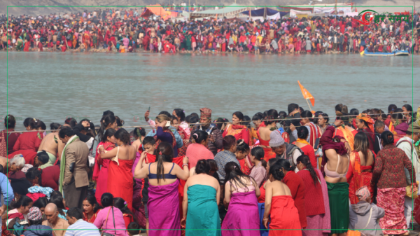 देवघाटमा भक्तजनको भीड (फोटो फिचर)